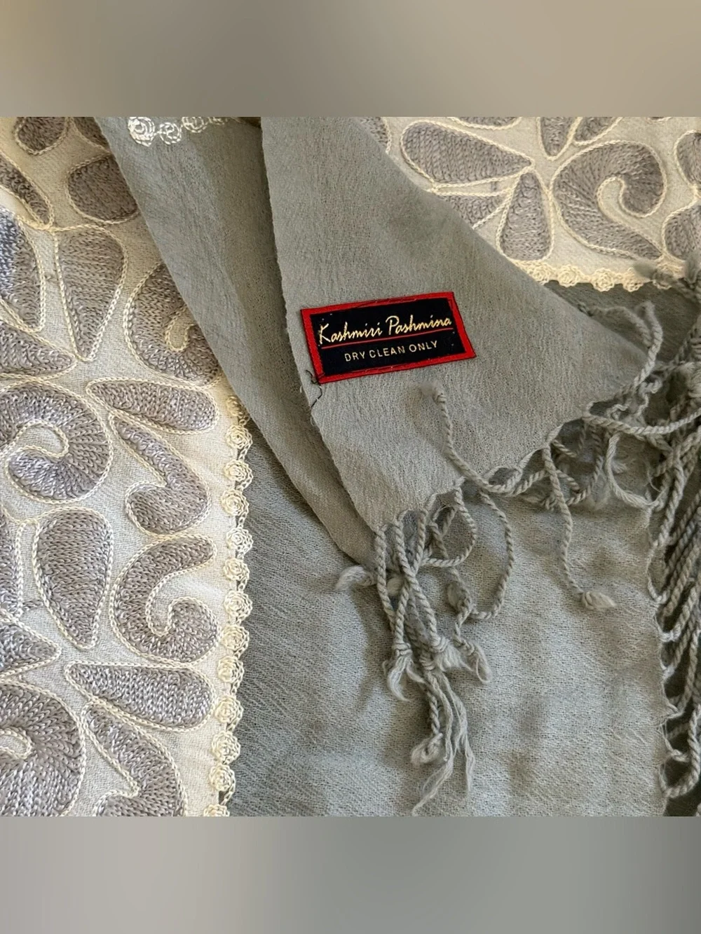 Kashmiri Pashmina scarf shawl green 26.5”x76”